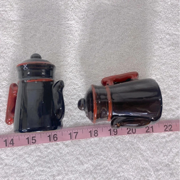 Vintage Brown Red Ceramic Mini Coffee Pot Salt & Pepper Shakers - Picture 7 of 7